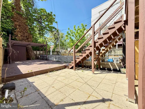 $4,800 | 1004 Girard Street Northwest, Washington, DC 20001