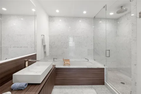 $3,245,000 | 1000 Brickell Plaza, Unit PH5403, Miami, FL 33131