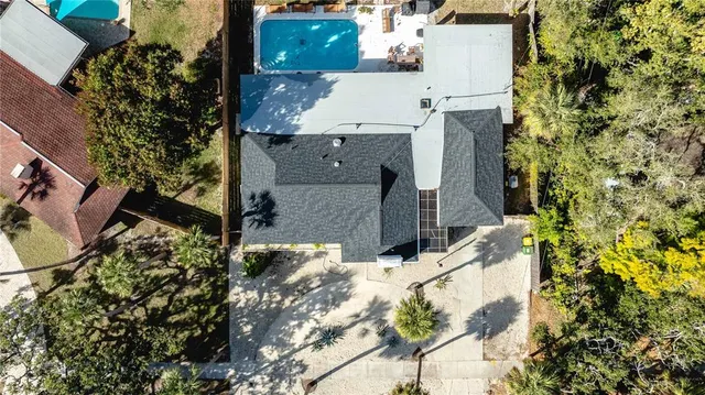 $800,000 | 2019 Chippawa Place, Sarasota, FL 34234