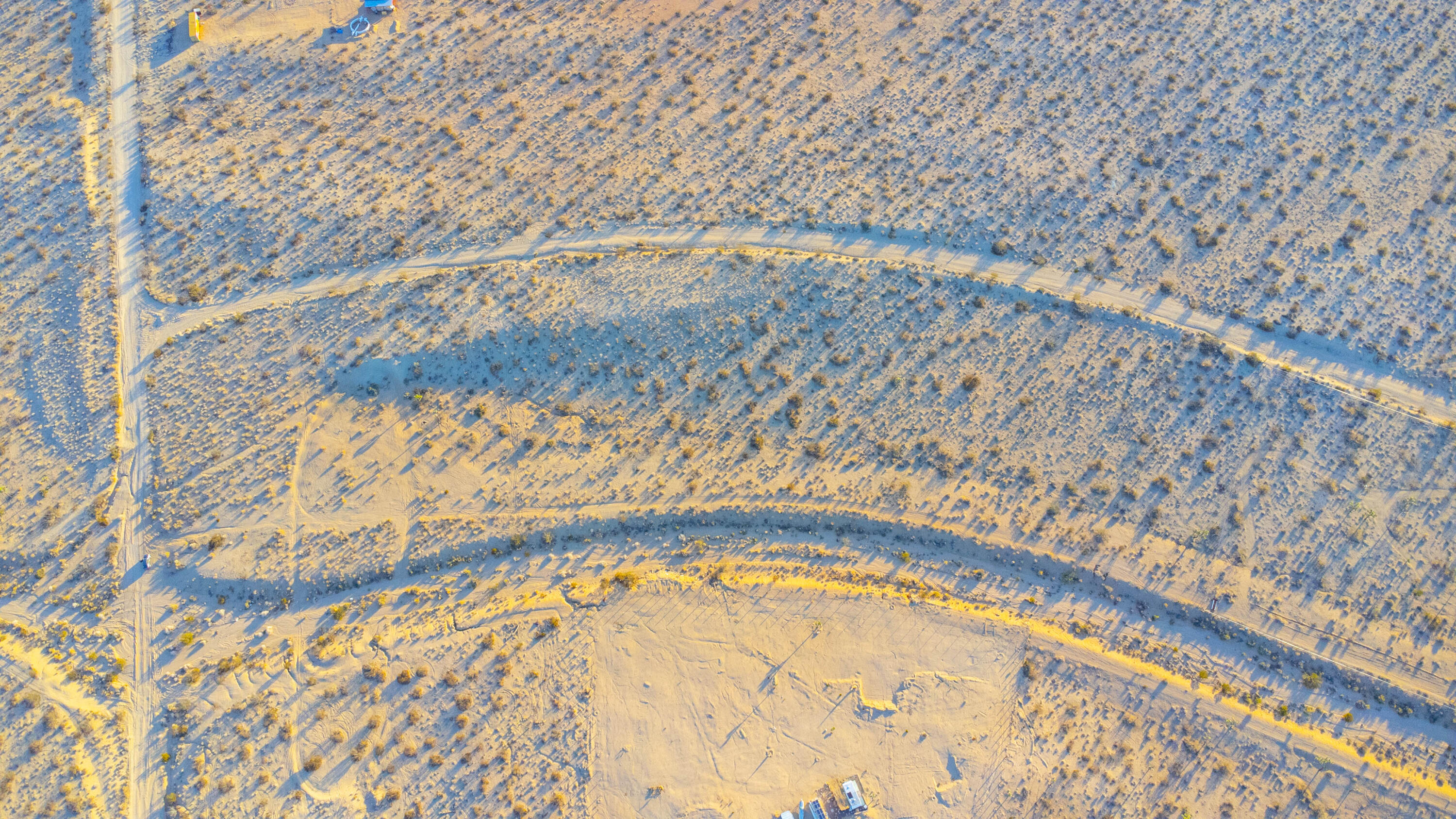 60812 Drexel Road Joshua Tree, CA 92252 - Photo 15 of 22 a view of an empty room