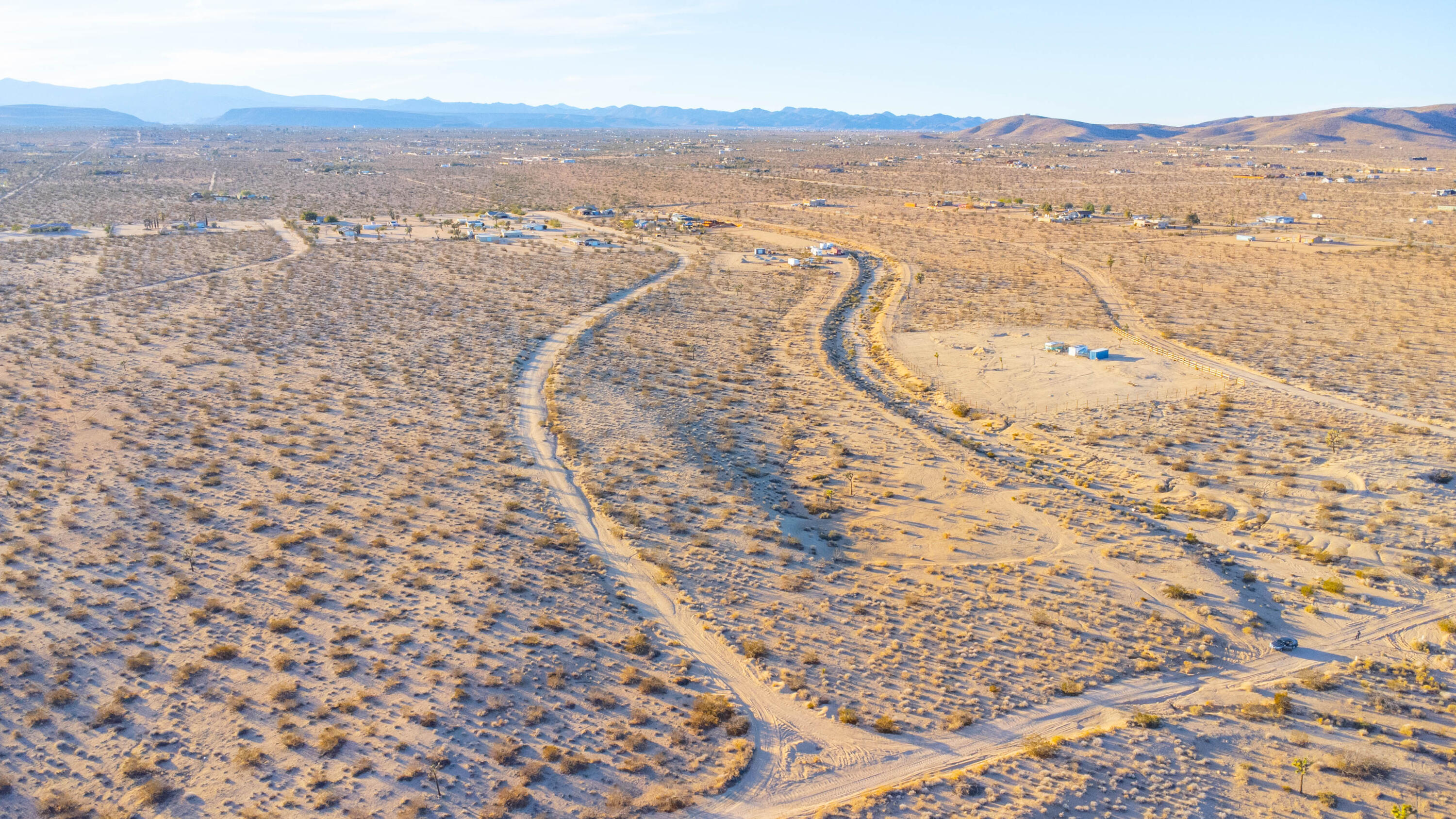 60812 Drexel Road Joshua Tree, CA 92252 - Photo 7 of 22 a view of city and mountain