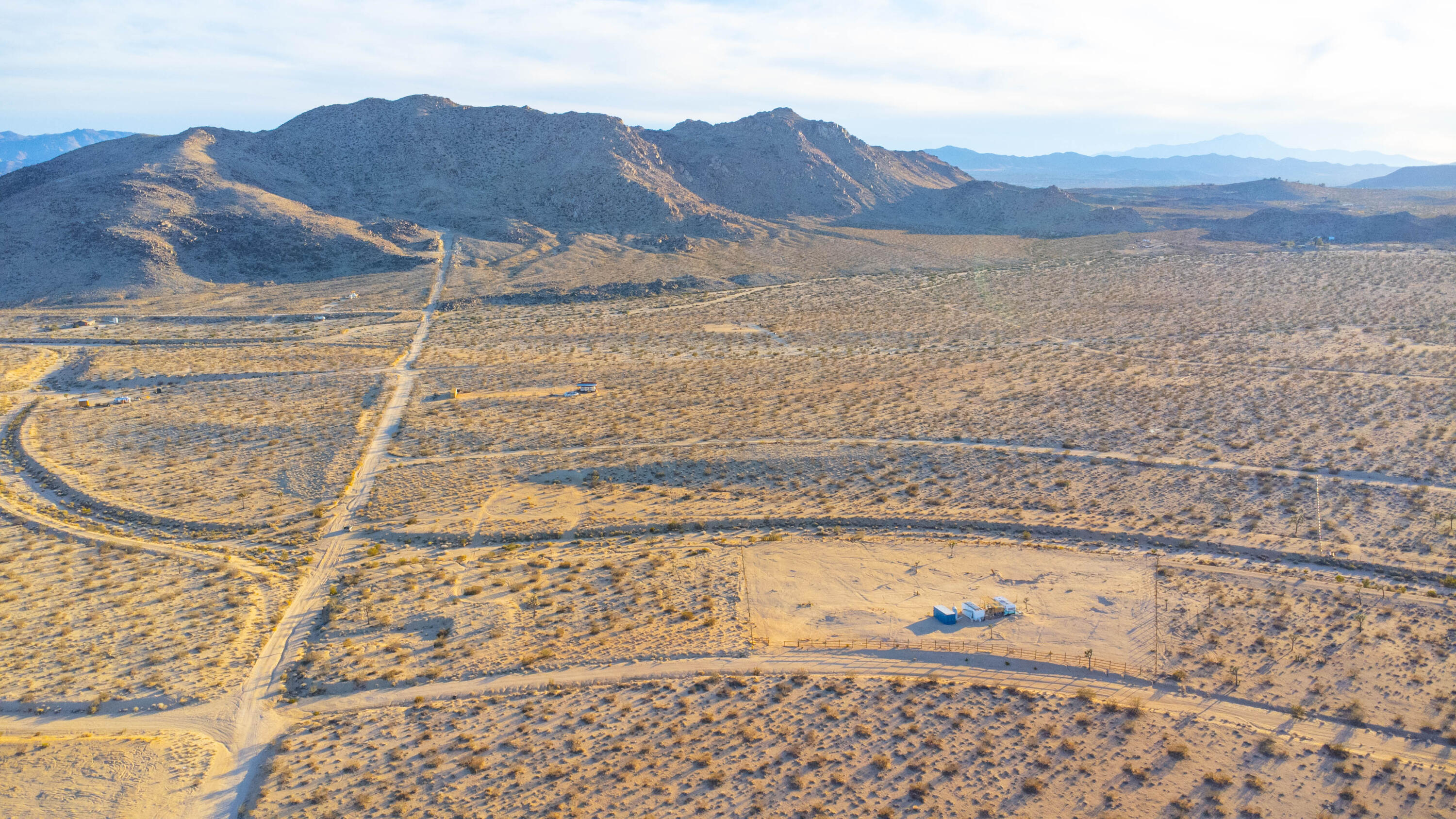 60812 Drexel Road Joshua Tree, CA 92252 - Photo 10 of 22 a view of a backyard of a house