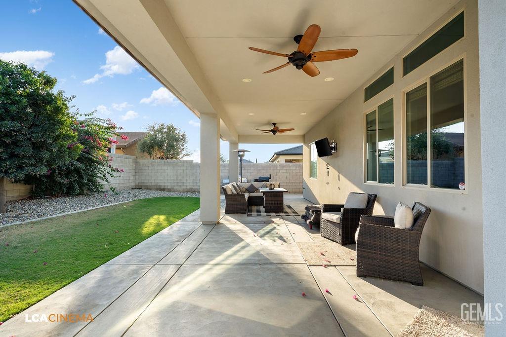 Undisclosed Address Bakersfield, CA 93314 - Photo 31 of 34