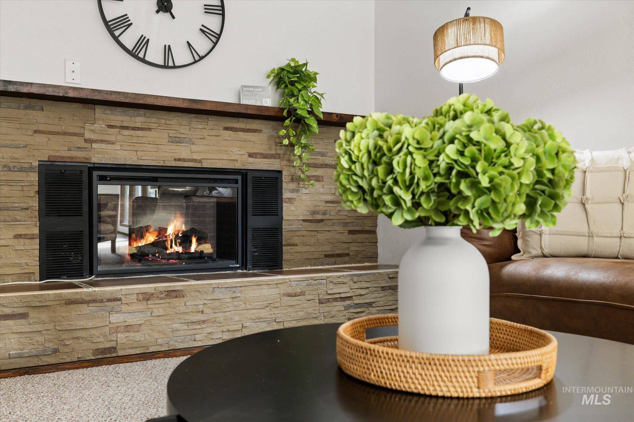 2199 South Ridge Point Way Boise, ID 83712 - Photo 32 of 50 Detailed view of a stone fireplace