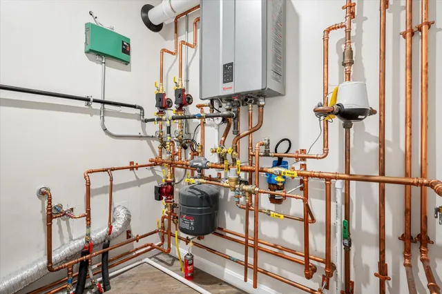 $245,000 | 60 River Village Drive, Unit 60, Milford, ME 04461