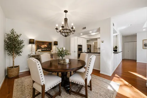$315,000 | 160 Litchfield Lane, Houston, TX 77024