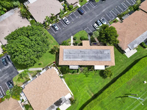 $2,000 | 13771 Via Aurora, Unit D, Delray Beach, FL 33484
