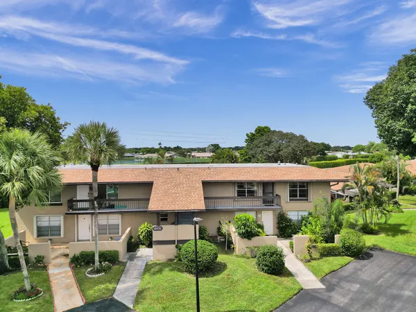 $2,000 | 13771 Via Aurora, Unit D, Delray Beach, FL 33484