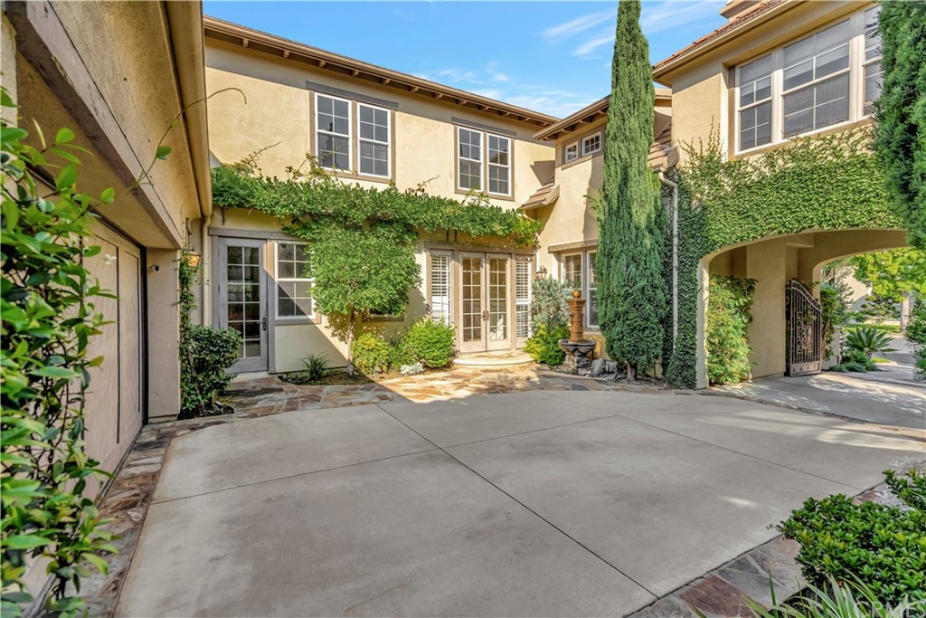 6 Ferrand Newport Coast, CA 92657 - Photo 11 of 75