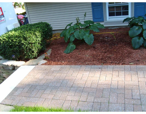 174 Armsby Road Sutton, MA 01590 - Photo 29 of 30 a view of a backyard