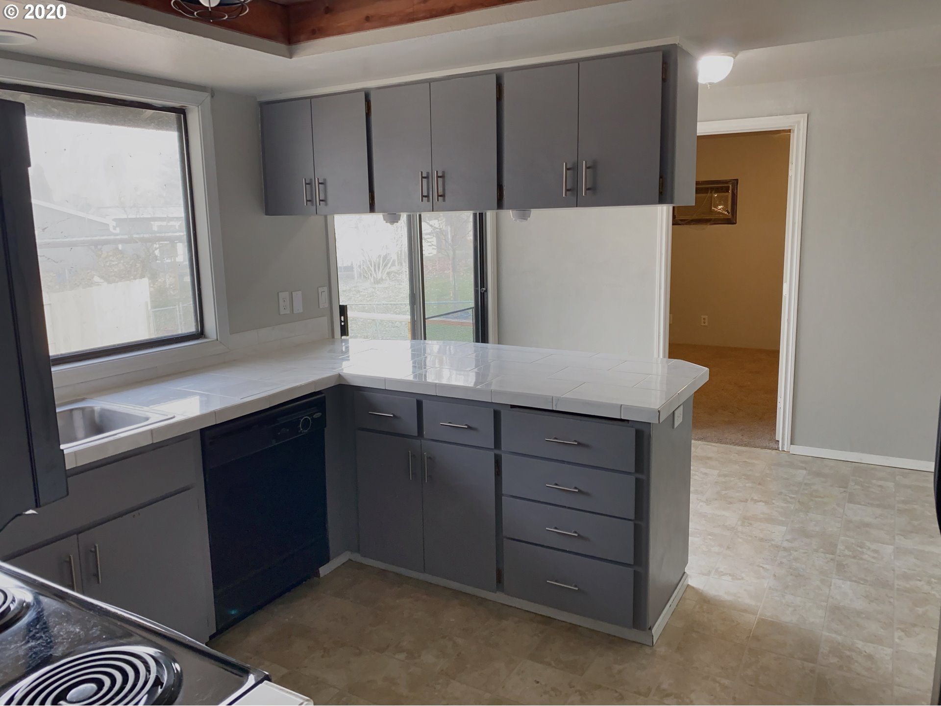 326 Corona Loop Road Roseburg, OR 97471 - Photo 12 of 20 Gallery Image 12