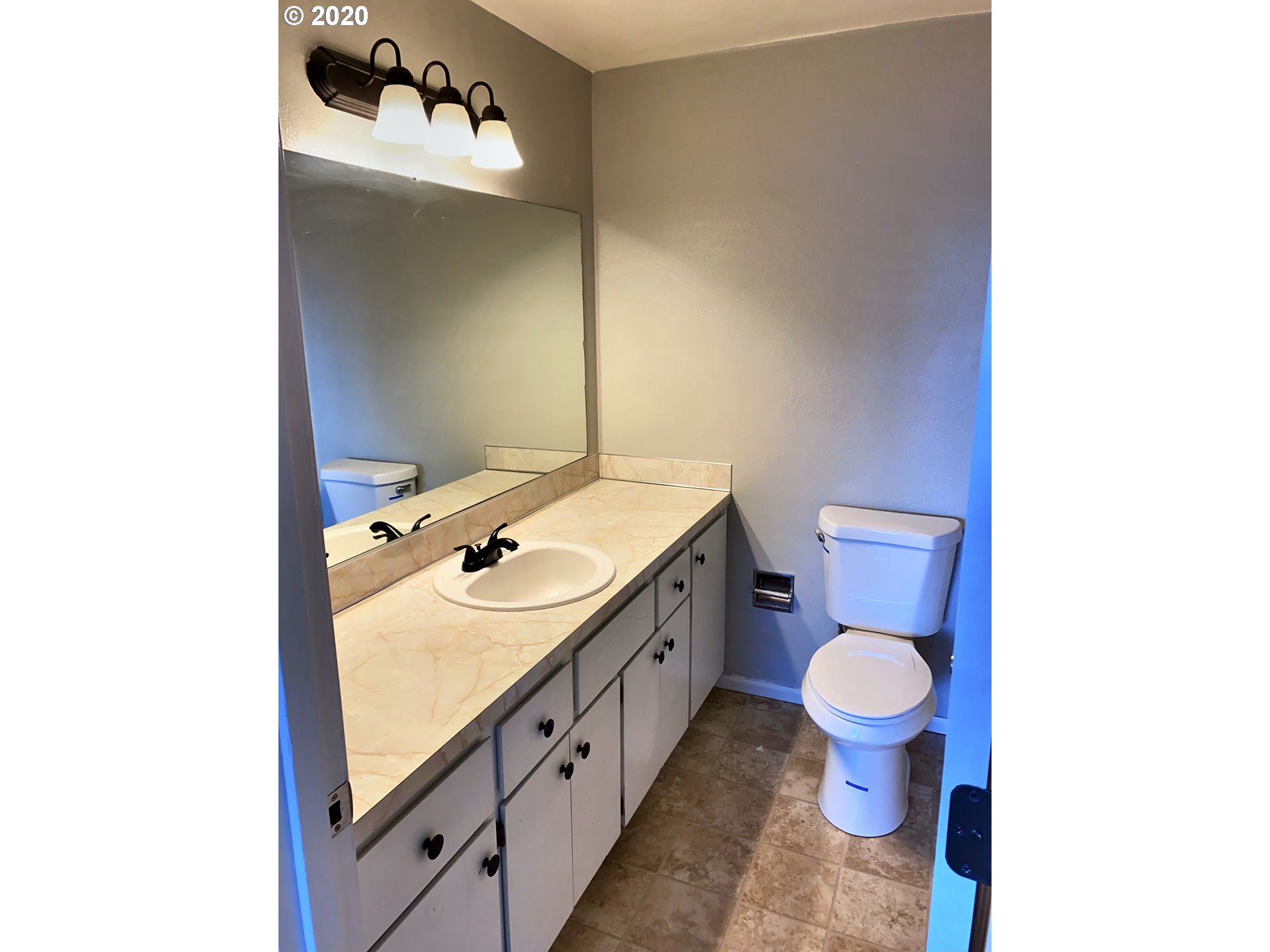 326 Corona Loop Road Roseburg, OR 97471 - Photo 18 of 20 Gallery Image 18