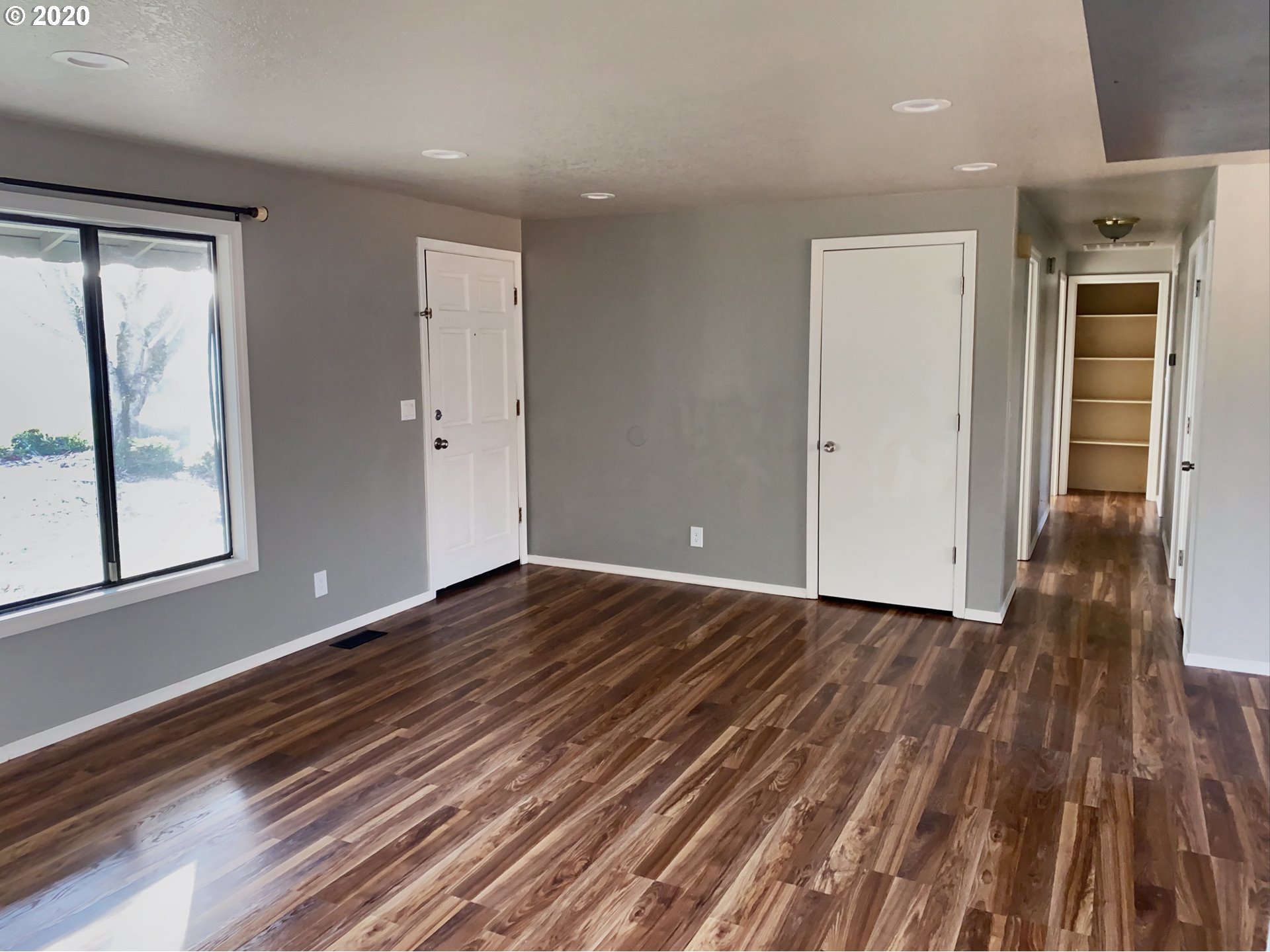 326 Corona Loop Road Roseburg, OR 97471 - Photo 8 of 20 Gallery Image 8