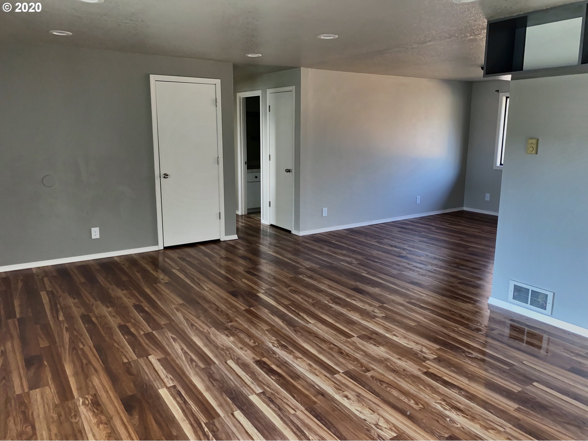 326 Corona Loop Road Roseburg, OR 97471 - Photo 9 of 20 Gallery Image 9