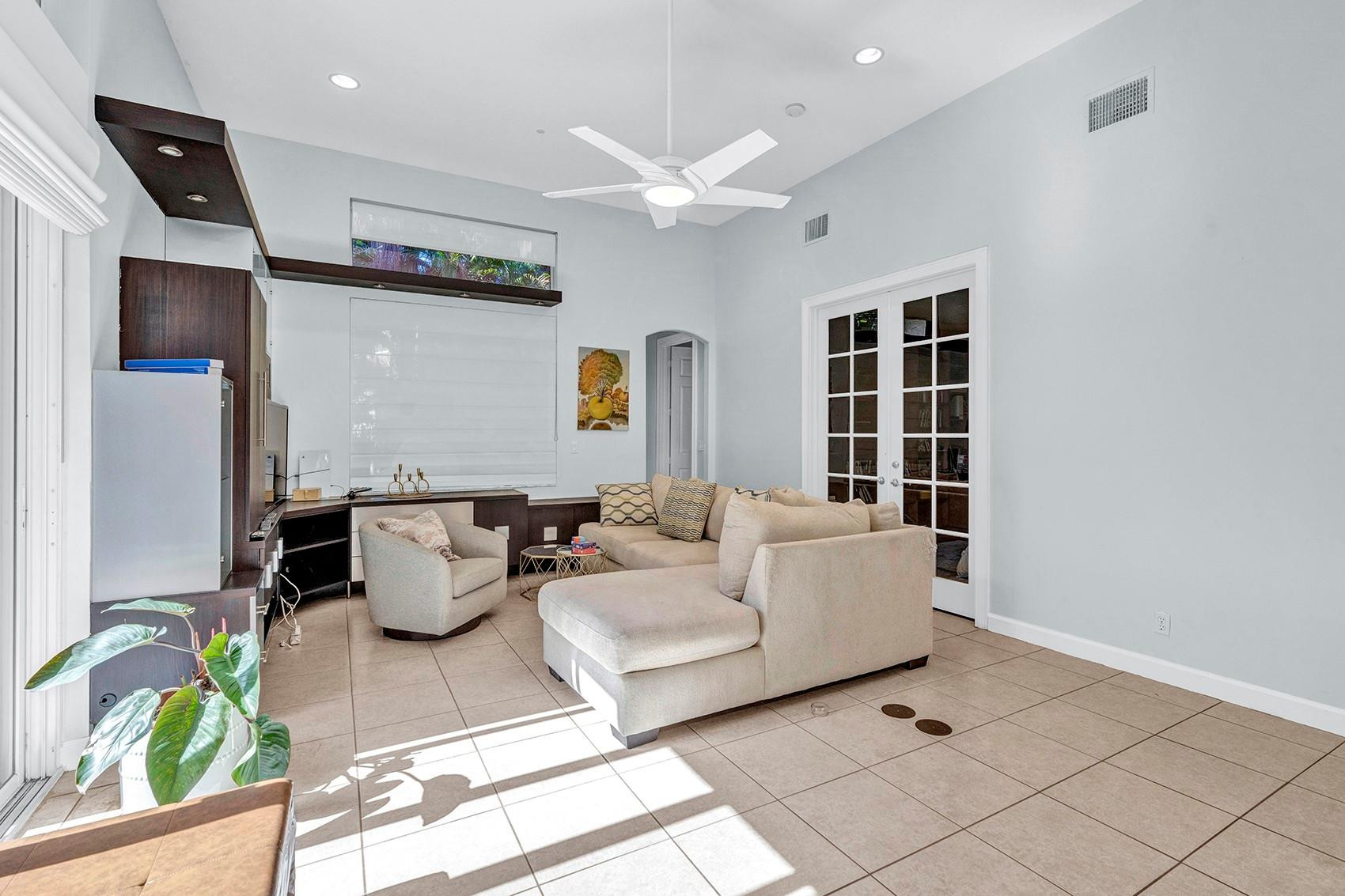 9737 Parkview Avenue Boca Raton, FL 33428 - Photo 14 of 24 Photo 14