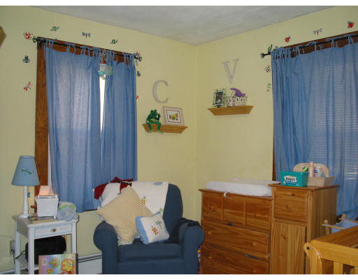 124 Hampshire Road Methuen, MA 01844 - Photo 9 of 11 Gallery Image 9
