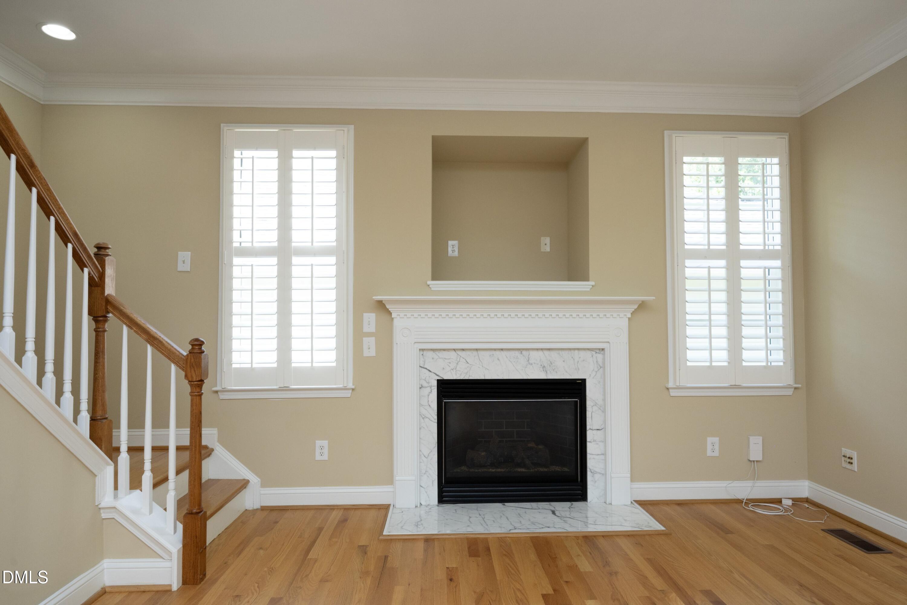 3208 Rockford Road Durham, NC 27713 - Photo 9 of 37 3208 Rockford Fireplace Finishes