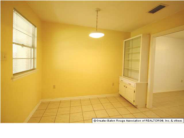 648 Baird Drive Baton Rouge, LA 70808 - Photo 6 of 16