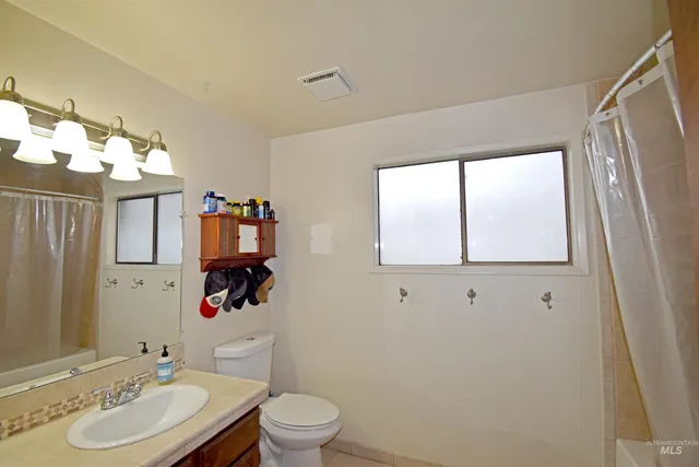 $695,000 | 1045 Post Lane, Clarkston, WA 99403