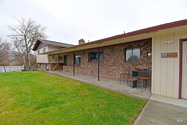 $695,000 | 1045 Post Lane, Clarkston, WA 99403