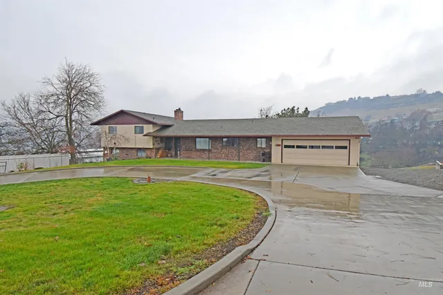 $695,000 | 1045 Post Lane, Clarkston, WA 99403