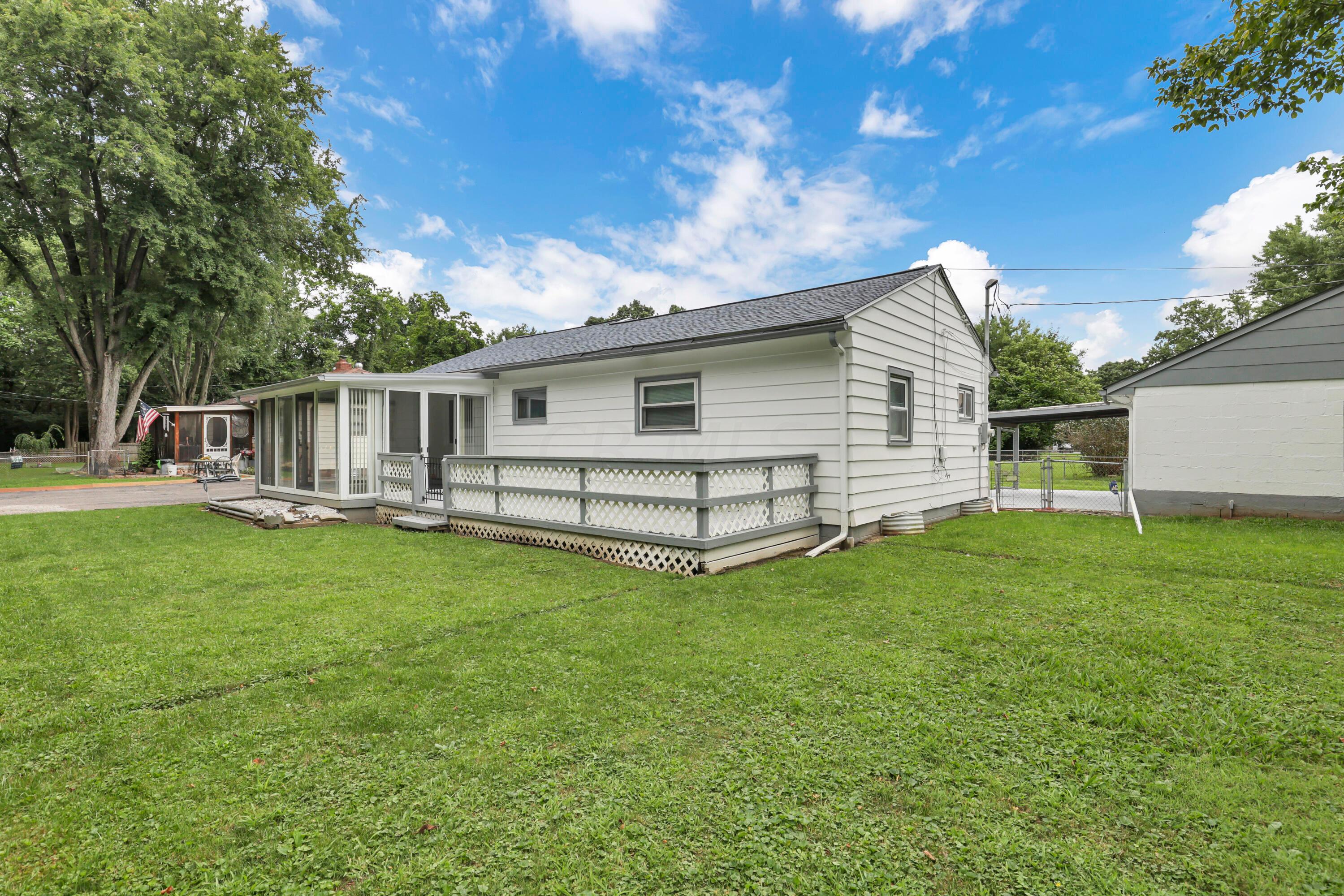 4800 Crocker Road Columbus, OH 43232 - Photo 18 of 30 0N4A7231