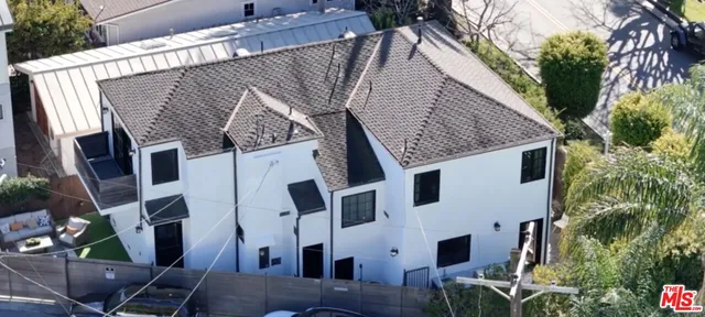 $2,895,000 | 2504 Ocean Avenue, Venice, CA 90291