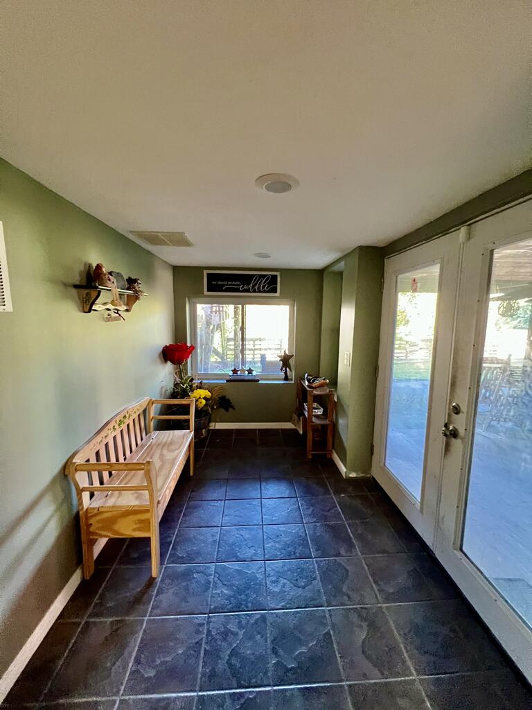 1183 Dry Hill Road Beckley, WV 25801 - Photo 40 of 54 Gallery Image 40