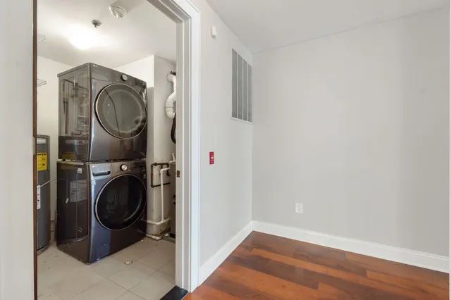 $1,298,000 | 78 Jackson Street, Unit 4D, Hoboken, NJ 07030