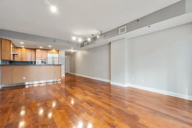 $1,298,000 | 78 Jackson Street, Unit 4D, Hoboken, NJ 07030