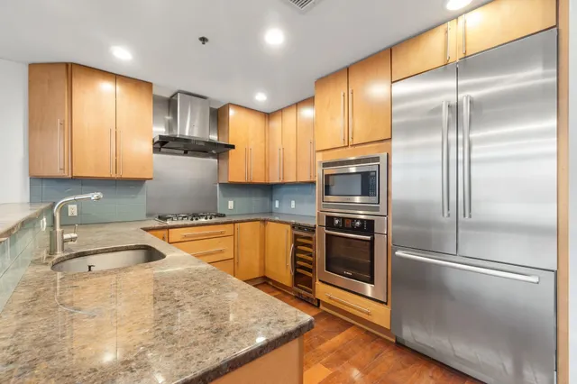 $1,298,000 | 78 Jackson Street, Unit 4D, Hoboken, NJ 07030