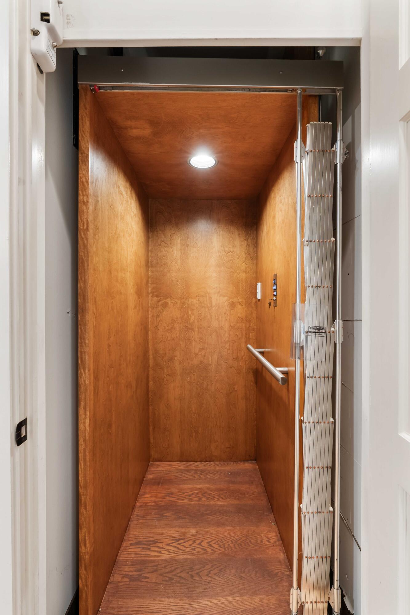 121 West Shipyard Road Mount Pleasant, SC 29464 - Photo 21 of 93 DSC08349