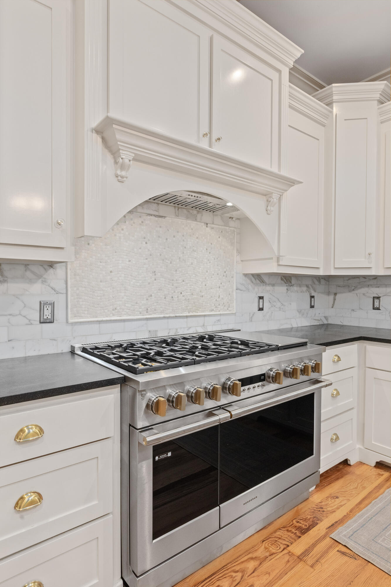 121 West Shipyard Road Mount Pleasant, SC 29464 - Photo 25 of 93 121WShipyard-CasaVerdeMediaLLC22