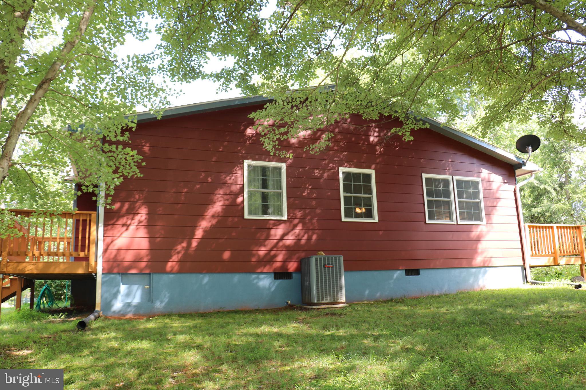 339 Whorton Hollow Road Castleton, VA 22716 - Photo 6 of 38 Gallery Image 6