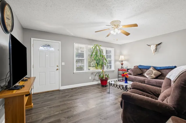 $399,000 | 627 Ragsdale Road, Manchester, TN 37355