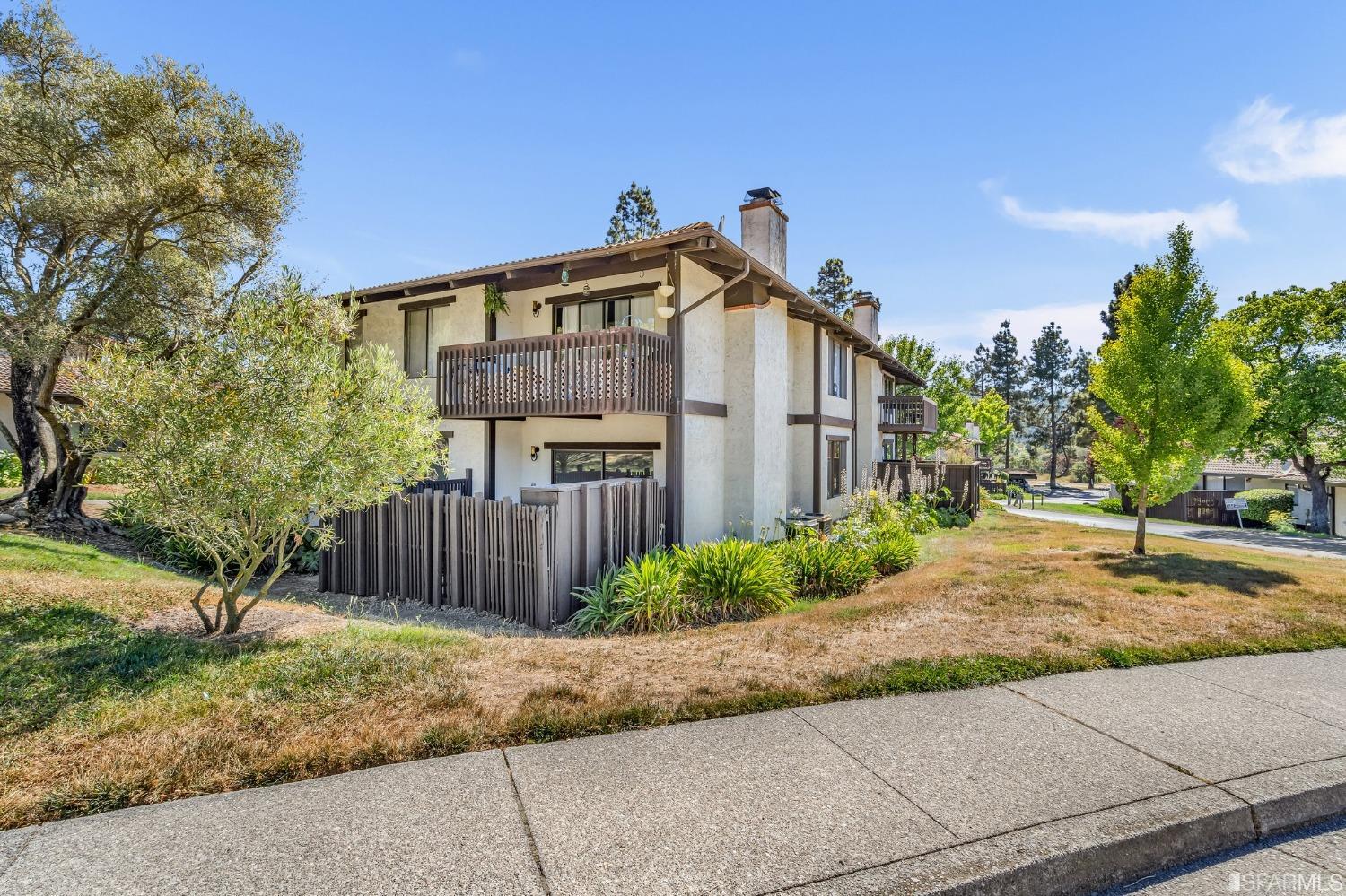 1357 Camino Peral, Unit B Moraga, CA 94556 - Photo 3 of 55