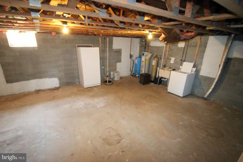 2800 Halter Road Westminster, MD 21158 - Photo 18 of 18 Basement