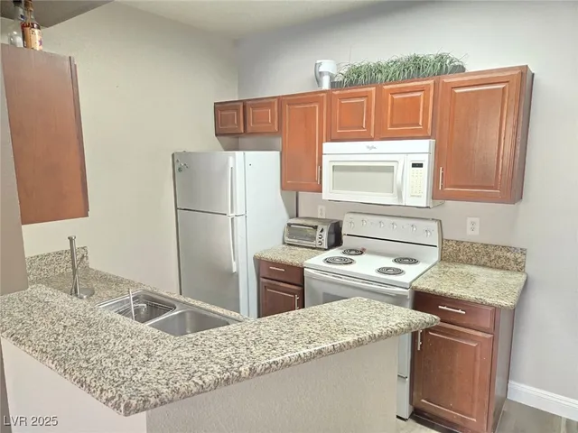 $1,350 | 5154 South Jones Boulevard, Unit 102, Las Vegas, NV 89118