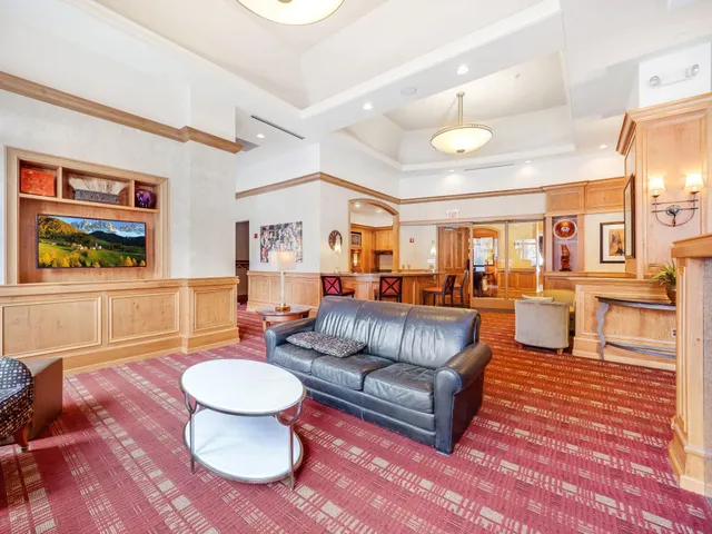 $2,295 | 500 East Grant Street, Unit 708, Minneapolis, MN 55404