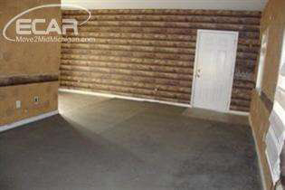 14252 Tuscola Road Clio, MI 48420 - Photo 7 of 18 20426174-6.JPG