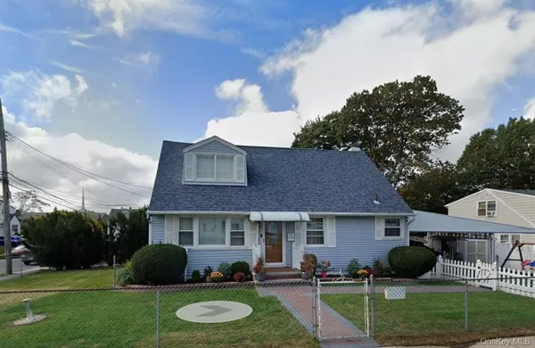 $729,000 | 273 Monitor Street, Westbury, NY 11590