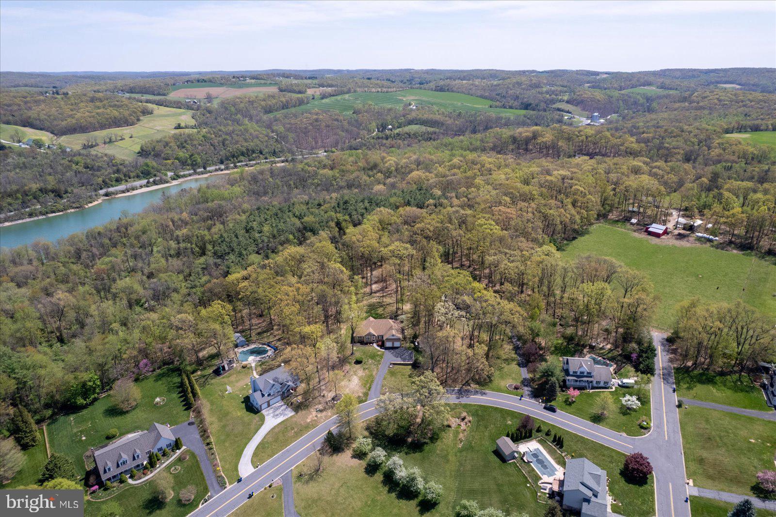 3812 Eagle Ridge Court Hanover, PA 17331 - Photo 4 of 78 Gallery Image 4