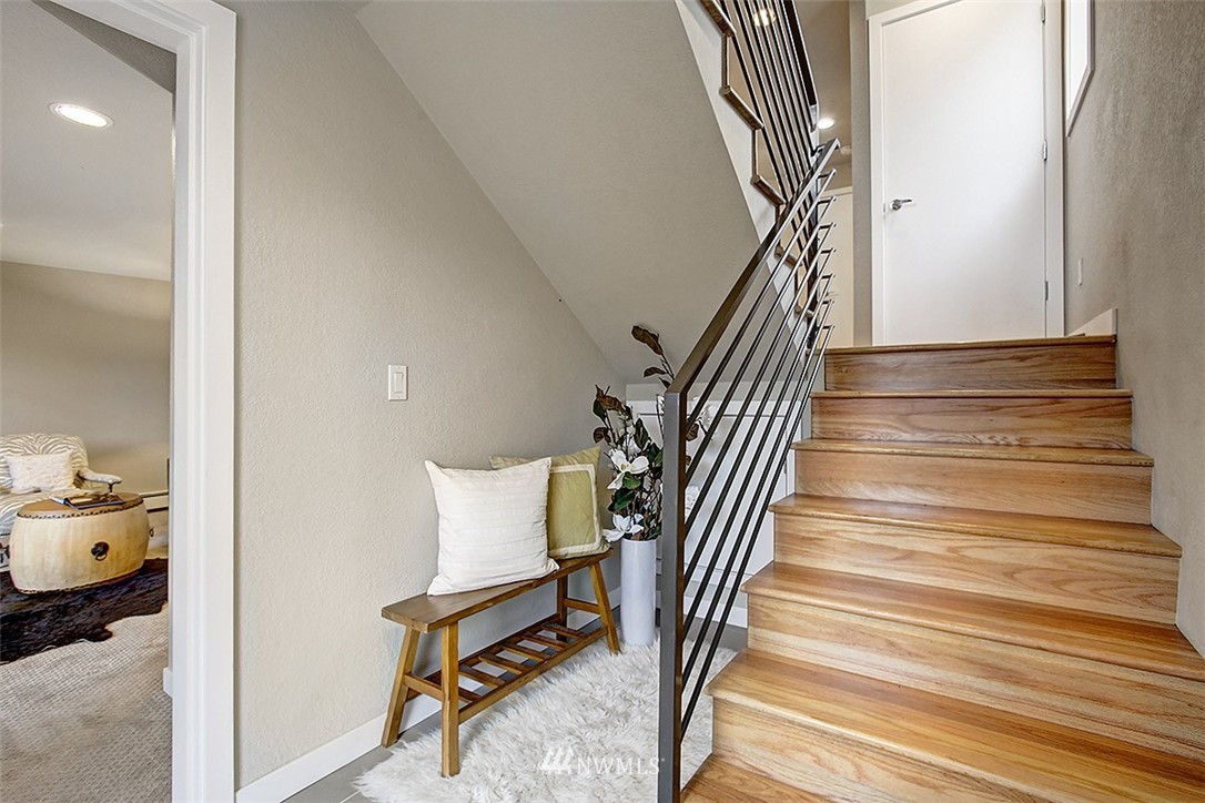 7412 3rd Avenue Northwest Seattle, WA 98117 - Photo 11 of 25