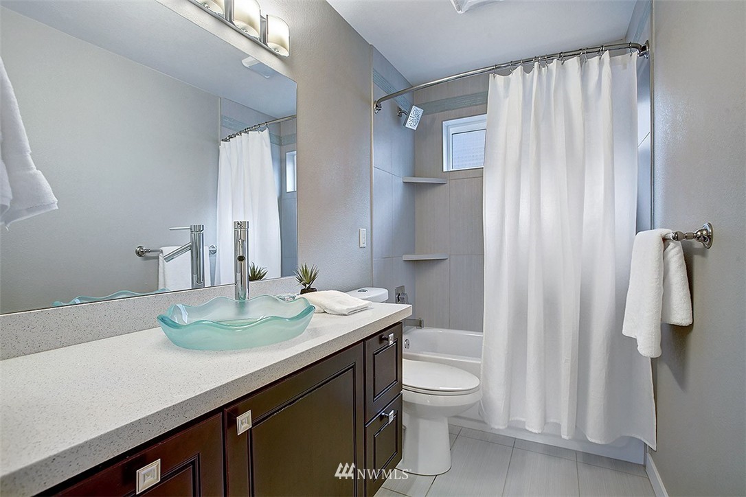 7412 3rd Avenue Northwest Seattle, WA 98117 - Photo 13 of 25