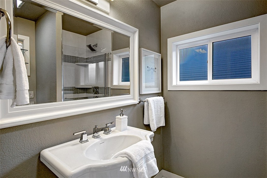 7412 3rd Avenue Northwest Seattle, WA 98117 - Photo 20 of 25