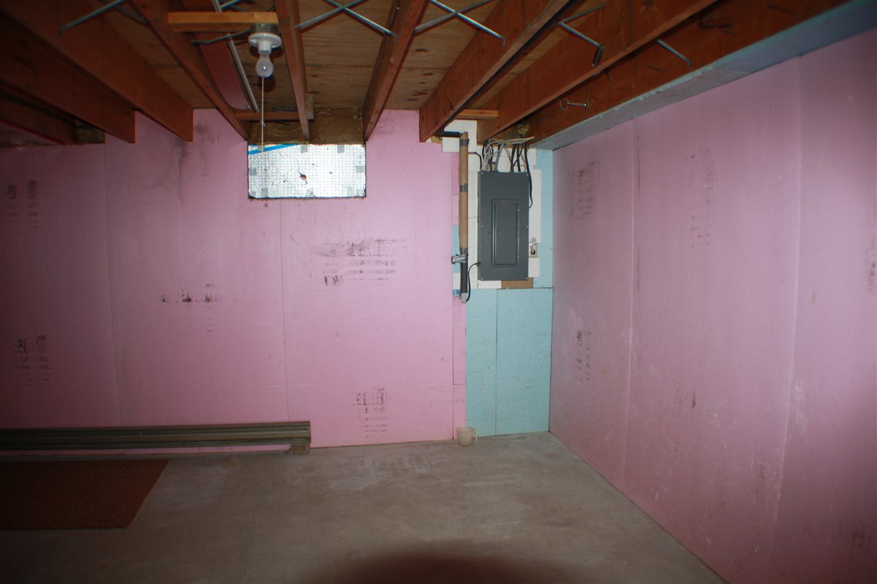 9566 South Fritz Road Maple City, MI 49664 - Photo 34 of 44 1830090-33.JPG