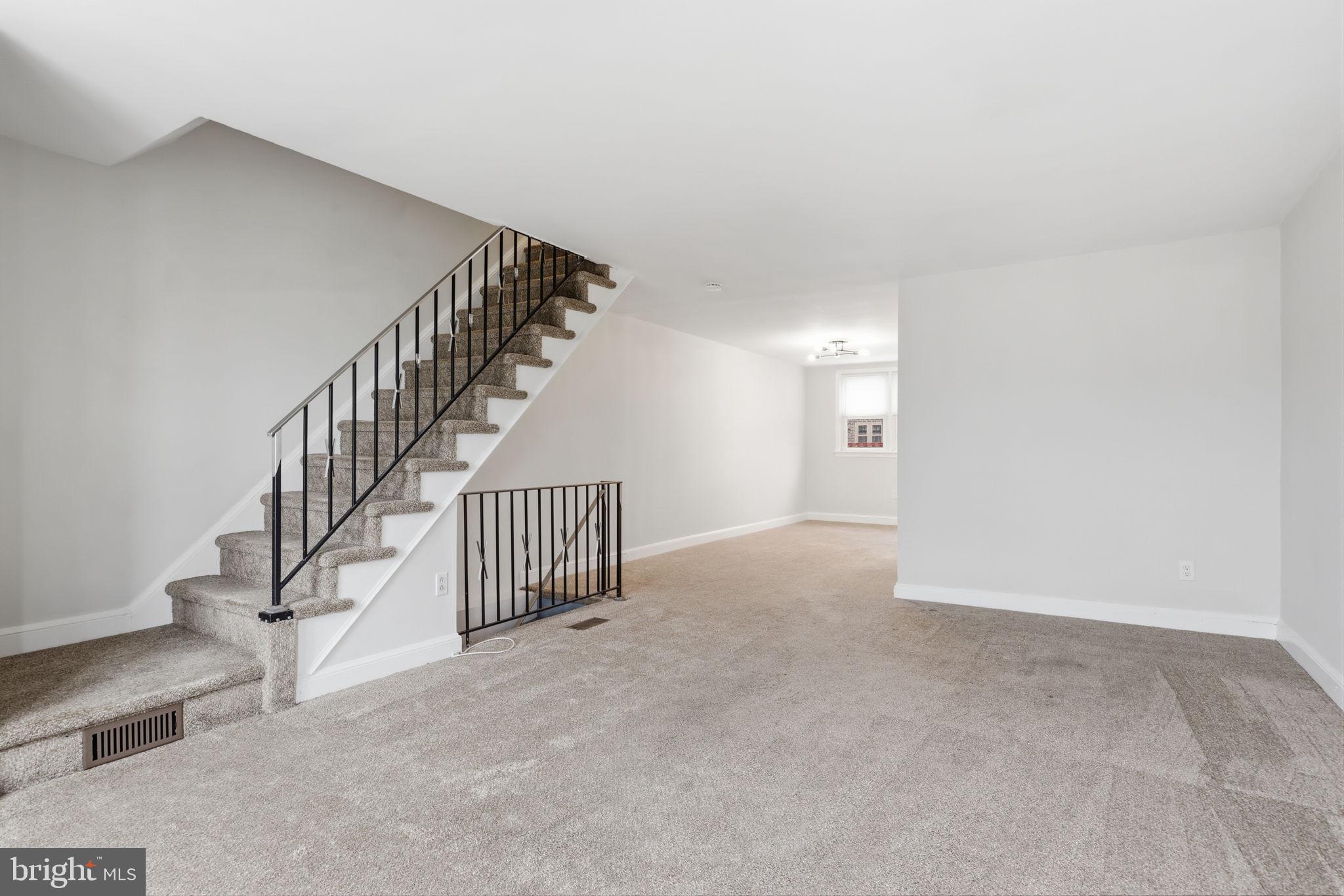 18 Glenhaven Road Glenolden, PA 19036 - Photo 3 of 26