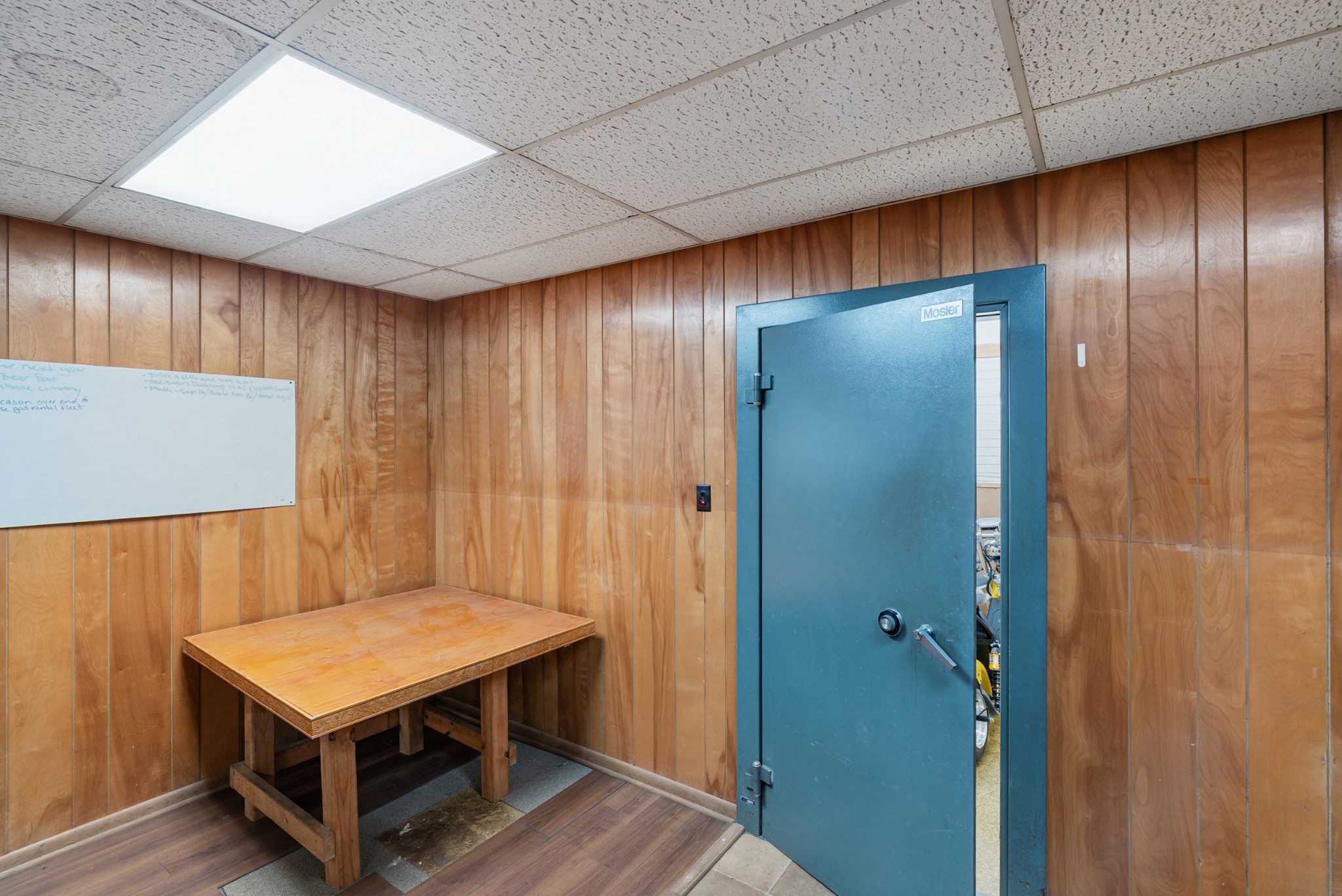 4000 Memorial Boulevard Springfield, TN 37172 - Photo 27 of 40 a room with pool table