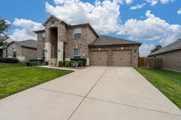$359,900 | 22514 Red Sparrow Drive, Hockley, TX 77447