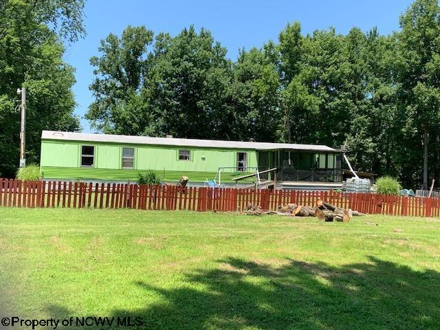 3069 Runnion Ridge Duck, WV 25063 - Photo 1 of 29 Gallery Image 1